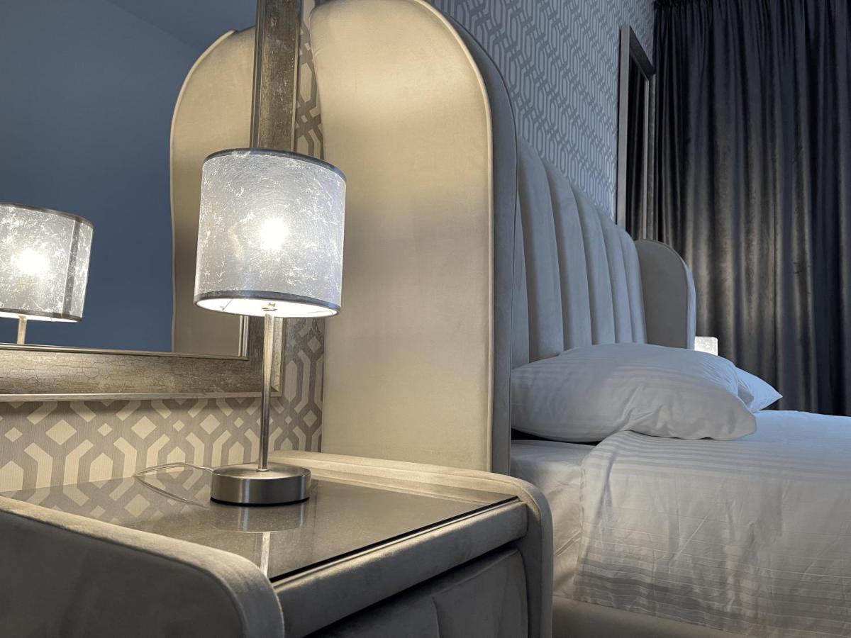 בוקרשט Karol Suites מראה חיצוני תמונה
